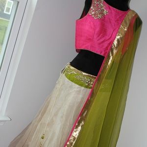Mehendi/ Sangeet Outfit